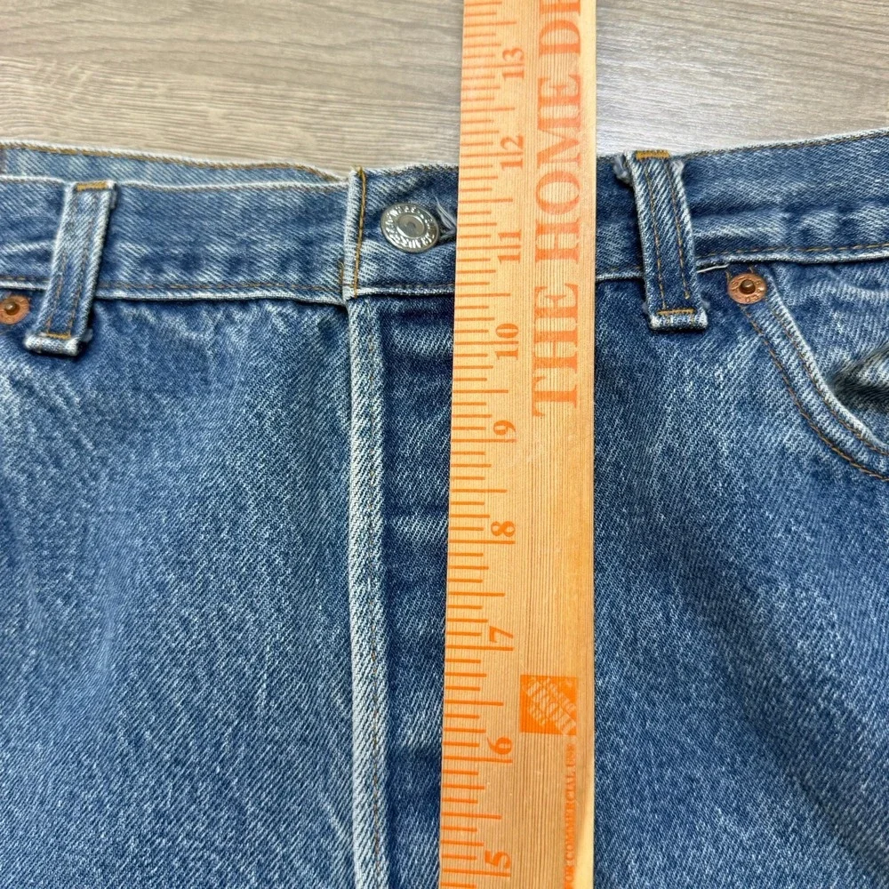 Vintage 1983 Levi's 501 Jeans Mens 34x32 Blue USA Made Button Fly Red Tab